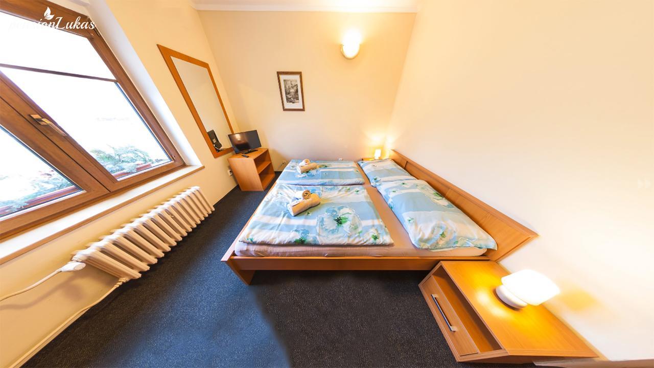 Pension Lukas Karlovy Vary Room photo